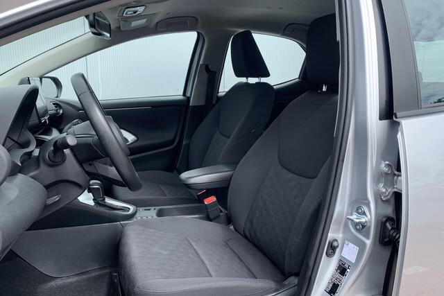 Toyota YARIS 1.5 Hybrid 115 Comfort | Camera | Apple Carplay | ACC |