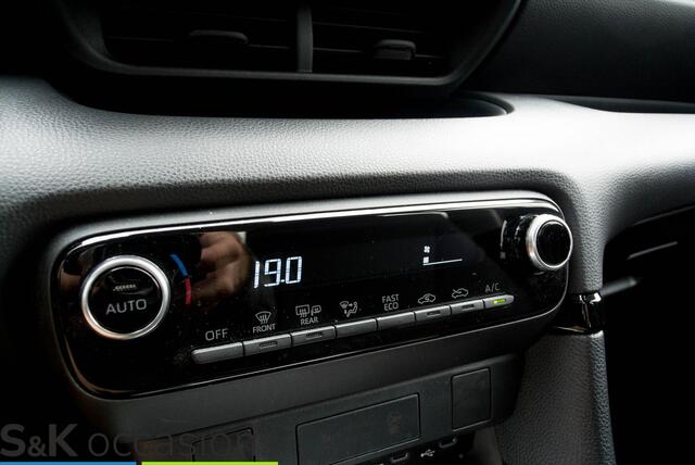 Toyota YARIS 1.5 Hybrid 115 Business ACC Keyless