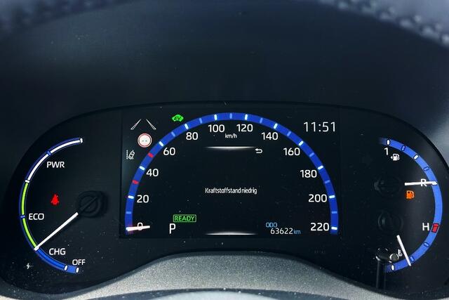 Toyota YARIS Cross 1.5 Hybrid Dynamic / Winter-Pakket