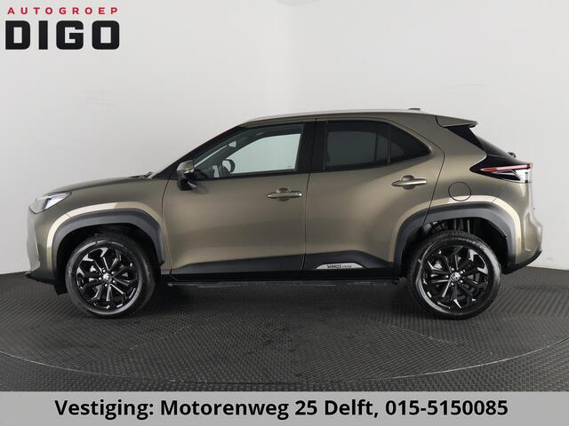 Toyota YARIS Cross 1.5 HYBRID DYNAMIC BLACKLINE GARANTIE 11-2032 . NAVIGATIE . ADAPTIEVE CRUISE CONTROL . SAFETY LOCK
