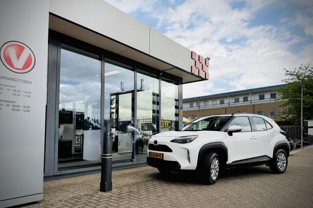 Toyota YARIS Cross 1.5 Hybrid 115 Active | STOEL - STUURVERWARMING | CAMERA