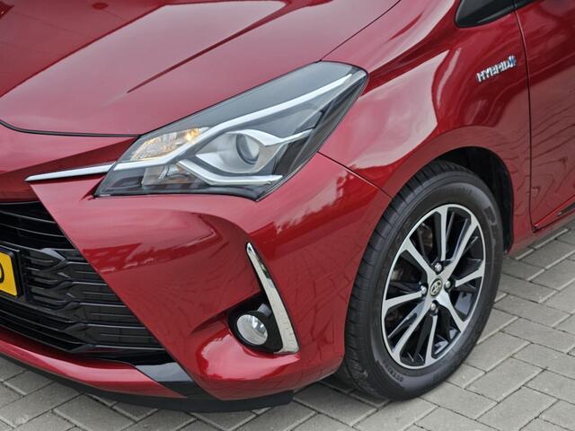 Toyota YARIS 1.5 Hybrid Design Red Navi Camera Stoelvw