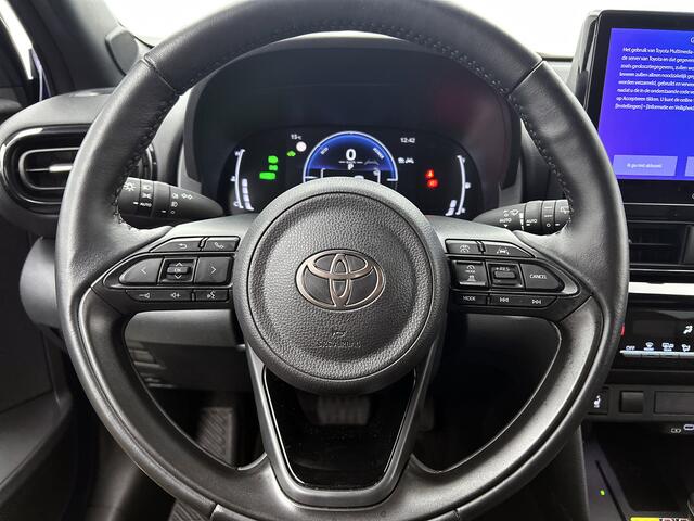 Toyota YARIS Cross 1.5 Hybrid Dynamic Plus | Stuur-Stoelverwarming | Dode Hoek Detectie |