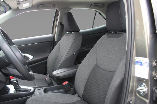 Toyota YARIS Cross 1.5 Hybrid Active Lichtmetalen velgen 17", Achteruitrijcamera