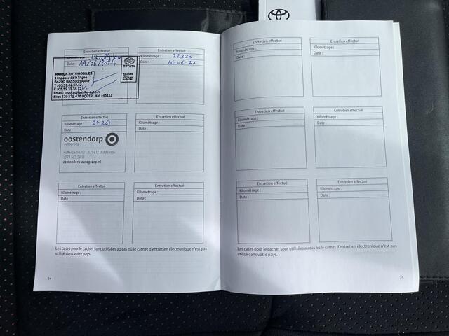 Toyota YARIS 1.5 Hybrid GR Sport | JBL Premium audio | Navigatie | Parkeersensoren | Head up display |
