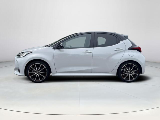 Toyota YARIS 1.5 Hybrid GR Sport | JBL Premium audio | Navigatie | Parkeersensoren | Head up display |