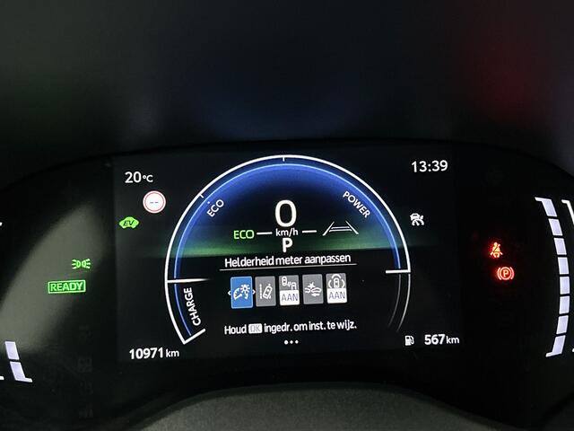 Toyota YARIS Cross 1.5 Hybrid 115 Dynamic Comfort pack | BTW Voertuig | Dodehoek detectie | Stoel+Stuurverwarming | Parkeersensoren voor+achter | draadloze lader telefoon | Cruise Control Adaptive | Climate Control | Apple CarPlay/Android Auto |