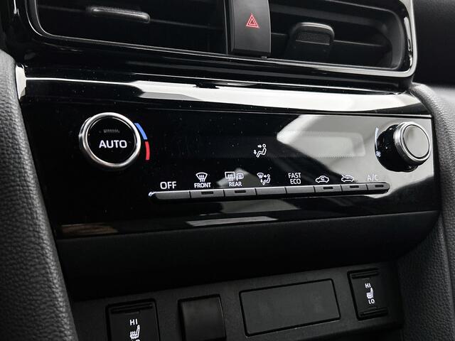 Toyota YARIS Cross 1.5 Hybrid 115 Dynamic Comfort Pack | BTW Voertuig | Dodehoek detectie | Stoel+Stuurverwarming | Parkeersensoren voor+achter | draadloze lader telefoon | Cruise Control Adaptive | Climate Control | Apple CarPlay/Android Auto |