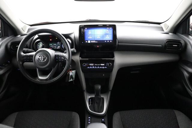 Toyota YARIS Cross 1.5 Hybrid Active | Apple Carplay/Android Auto | Trekhaak | Parkeercamera | Adaptieve Cruise Control |