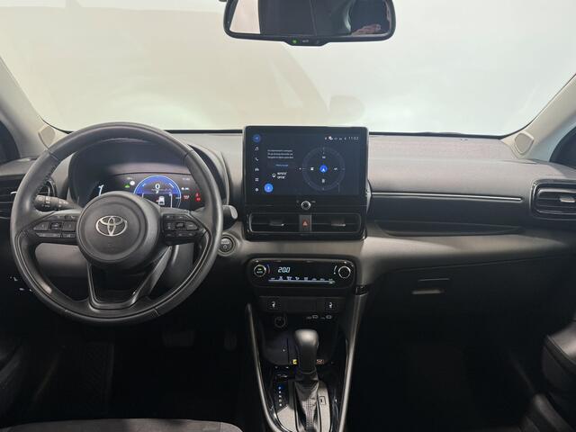 Toyota YARIS 1.5 Hybrid 115 Dynamic | Comfort Pack | BSM | Parkeersensoren | Stoel/Stuurverwarming |