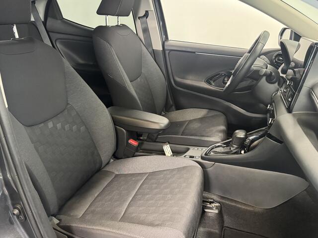 Toyota YARIS 1.5 Hybrid 115 Dynamic | Comfort Pack | BSM | Parkeersensoren | Stoel/Stuurverwarming |