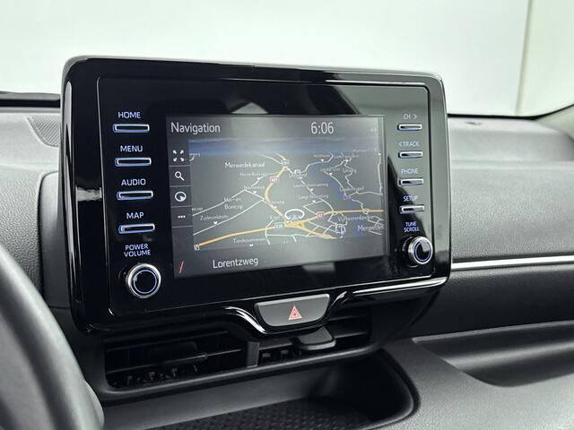 Toyota YARIS 115 Hybrid Dynamic | Navigatie | LED Verlichting | Onderweg-naar-dealer