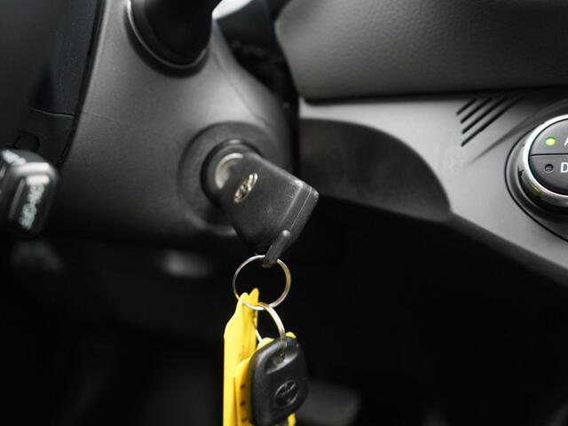 Toyota YARIS 1.5 Hybrid Aspiration | NL Auto | Dealer onderhouden | Onderweg-naar-dealer