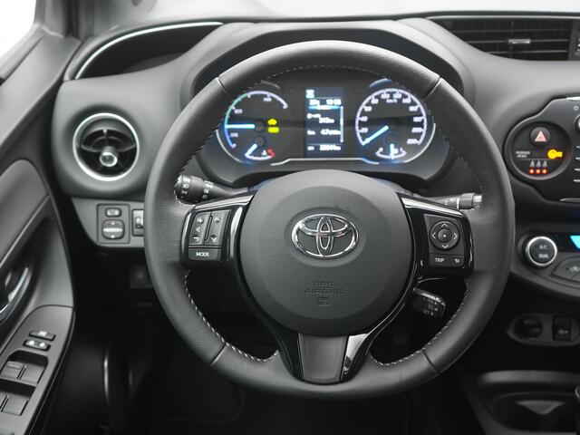 Toyota YARIS 1.5 Hybrid Executive | Dealer Onderhouden | Trekhaak | Onderweg-naar-dealer