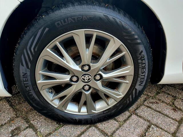 Toyota YARIS 1.5 Hybrid Aspiration All-in prijs!