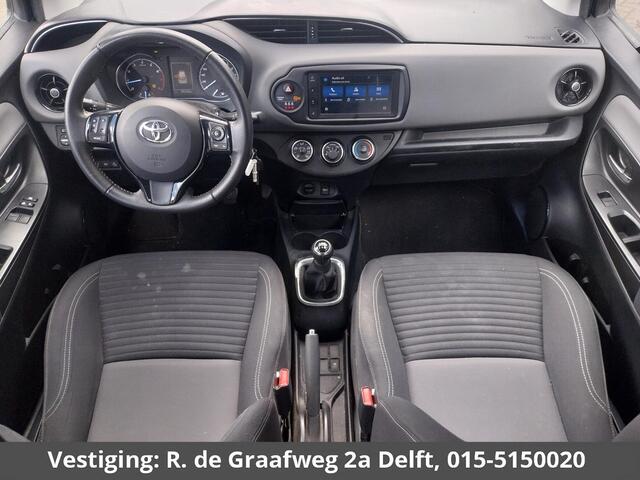 Toyota YARIS 1.0 VVT-i Connect Bi-Tone | Apple Carplay & AndroidAUTO | Camera | Privacy Glass |