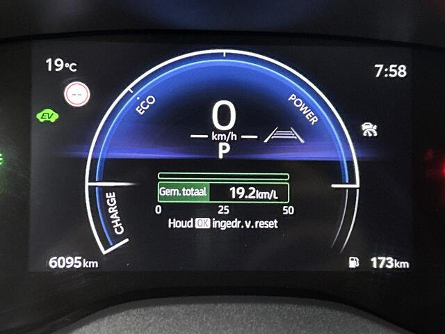 Toyota YARIS Cross 1.5 Hybrid 115 Dynamic | 17" LM-velgen | Adaptive Cruise Control | Lane Assist | Camera
