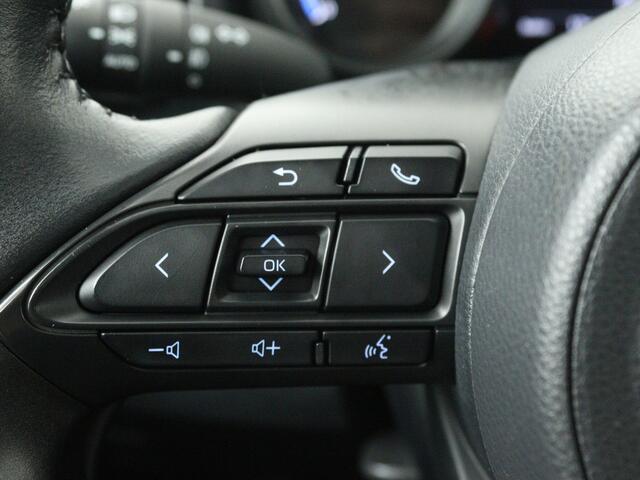 Toyota YARIS 1.5 VVT-i Dynamic | Navigatie | Apple Carplay/Android Auto | Camera | Airco | LM Velgen | Onderweg-naar-dealer