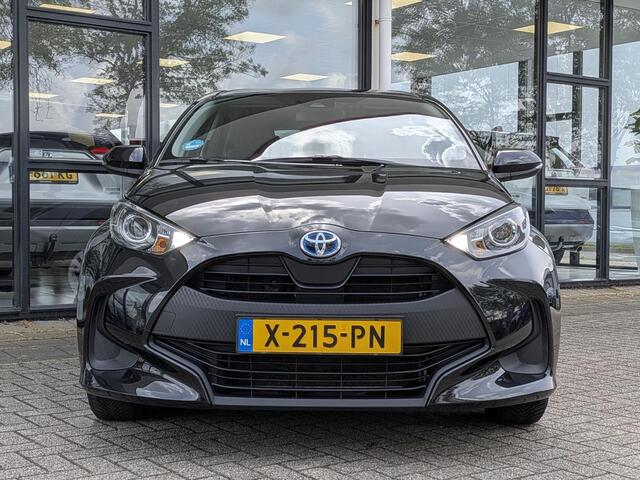 Toyota YARIS 1.5 Hybrid Active | Afn. Trekhaak | All-season | Camera | Adapt. Cruise | Carplay | Climate