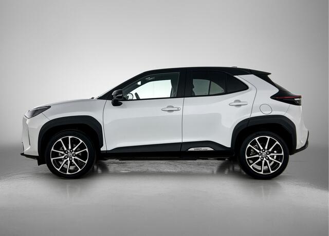 Toyota YARIS Cross 1.5 Hybrid GR Sport Limited | BTW voertuig | Head-Up Display | Dodehoek detectie | Stoelverwarming | Parkeersensoren voor+achter | Navigatie | Apple CarPlay/Android auto | Cruise Control Adaptive |