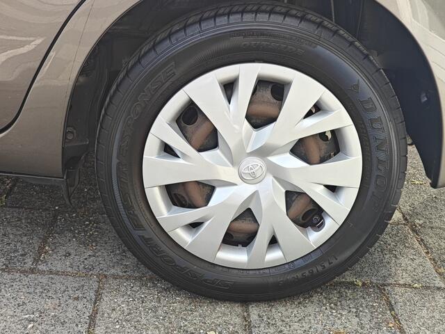 Toyota YARIS 1.5 Hyb. Active
