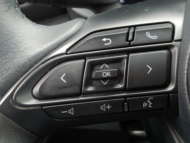 Toyota YARIS Cross 1.5 Hybrid 115 First Edition, Carplay + Android Auto / Parkeer Camera / Keyless / Full LED. / Climate Control / 17'' LMV