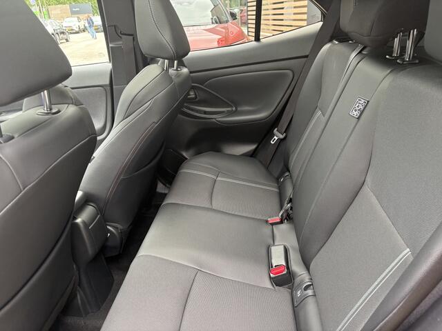 Toyota YARIS Cross 1.5 Hybrid 130 Launch Edition AWD | Panoramadak | JBL