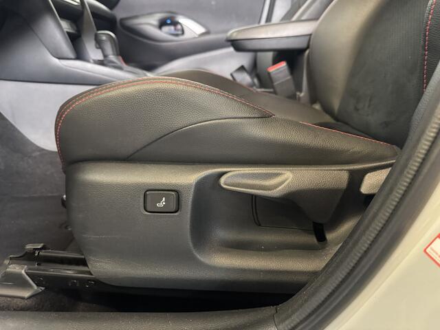 Toyota YARIS Cross 1.5 Hybrid GR Sport Limited | Sportstoelen voor | Stoelverwarming |