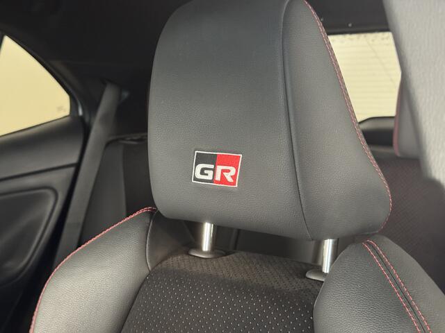 Toyota YARIS Cross 1.5 Hybrid GR Sport Limited | Sportstoelen voor | Stoelverwarming |