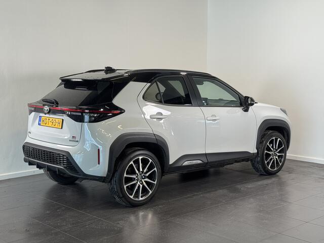 Toyota YARIS Cross 1.5 Hybrid GR Sport Limited | Sportstoelen voor | Stoelverwarming |