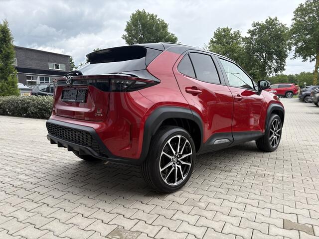 Toyota YARIS Cross 1.5 Hybrid 130 GR SPORT | Head Up | Bi-Tone