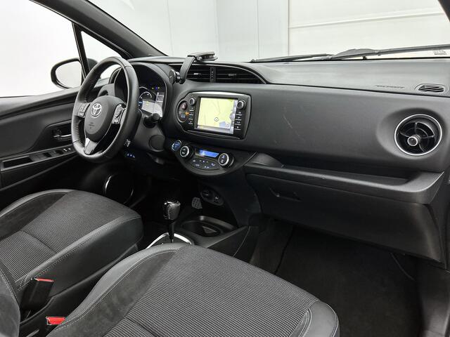 Toyota YARIS 1.5 Hybrid Bi-Tone