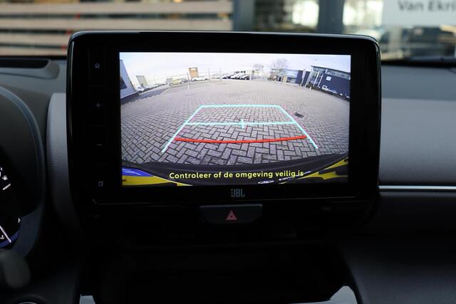 Toyota YARIS Cross 1.5 Hybrid Adventure, Treeplanken, Parkeersensoren