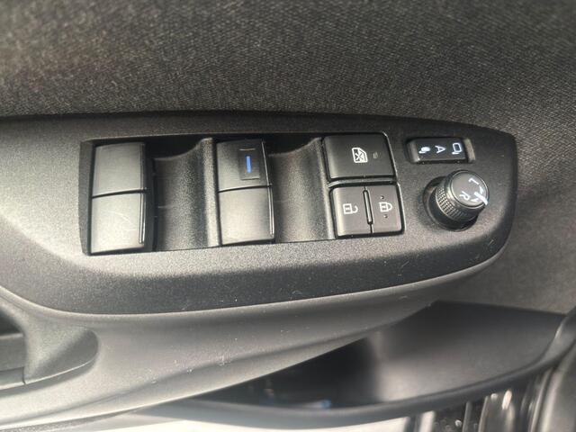 Toyota YARIS 1.5 Hybrid Launch Edition