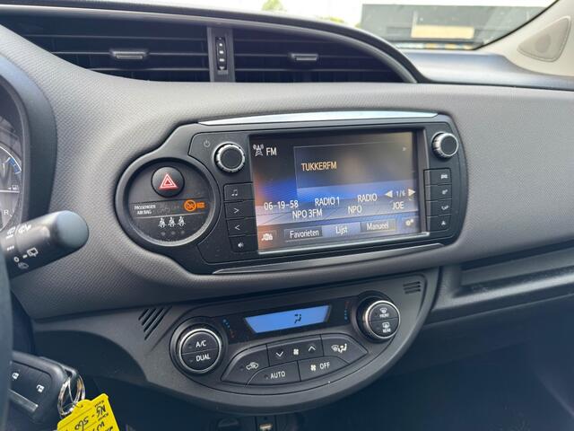 Toyota YARIS 1.5 Hybrid Aspiration - camera - climate control