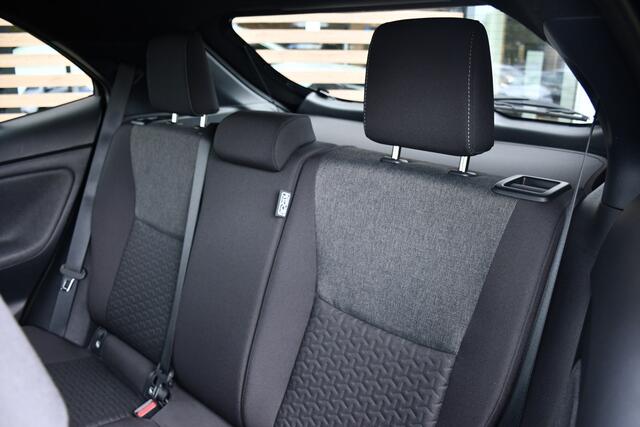 Toyota YARIS Cross 1.5 Hybrid First Edition Automaat 116pk | LED-koplampen | Cruise control adaptief | Dealer-onderhouden | NL-auto |