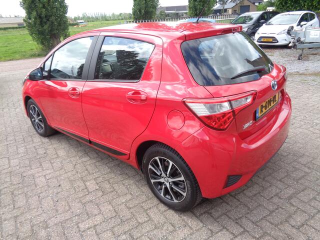 Toyota YARIS 1.5 Hybrid Dynamic Automaat, ECC, LM velgen