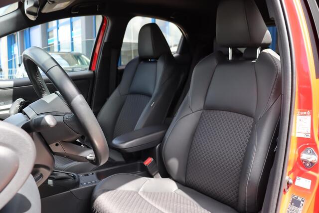 Toyota YARIS 1.5 Hybrid Launch Edition, Head Up
