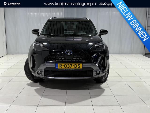 Toyota YARIS Cross 1.5 Hybrid Adventure | Trekhaak | Volledig leer | HUD | Panoramadak | Dealer onderhouden