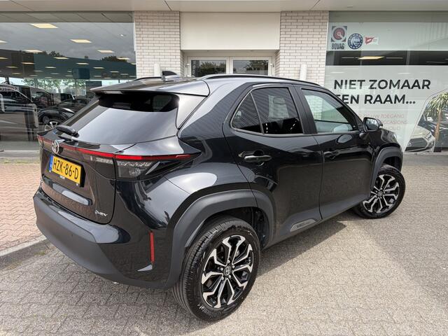 Toyota YARIS Cross 1.5 Hybrid 115 Dynamic | Sensoren v/a | Stuur + Stoelverwarming