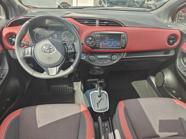 Toyota YARIS Hybrid Style Selection