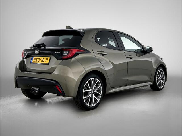 Toyota YARIS 1.5 Hybrid 130 Executive | Parkeersensoren V+A | Stuur-Stoelverwarming | Onderweg-naar-dealer