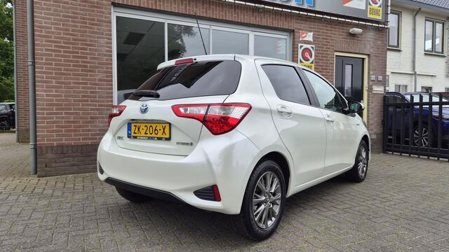 Toyota YARIS 1.5 Hybrid Dynamic, Lane Assist, Navi, NL Auto