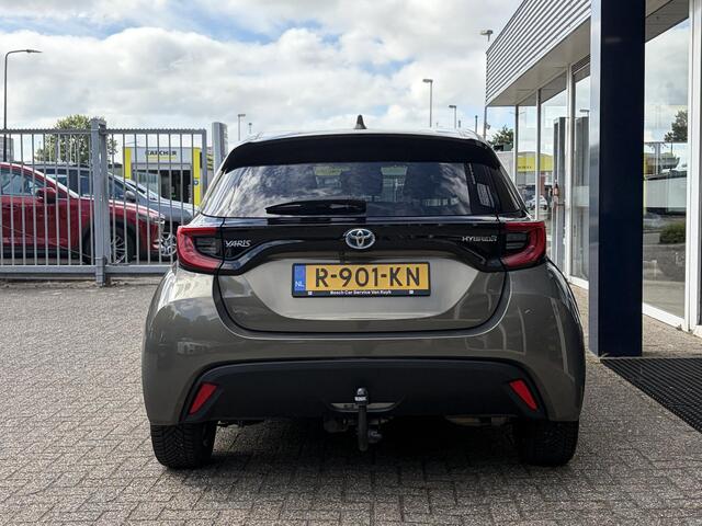 Toyota YARIS 1.5 Hybrid Dynamic / Automaat / NL-Auto / Stoelverwarming / Adaptieve Cruise-Control / Trekhaak! / Apple-Carplay & Android-Auto / LED / DAB Radio-Bluetooth / Getint-Glas / Camera-Achter / 16'' LMV / ENZ.
