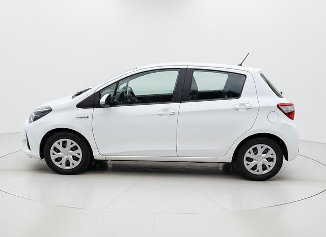 Toyota YARIS 1.5 Hybrid Active CRUISE - NAVI - CLIAMTE - VOLLEDIG ONDERHOUDEN