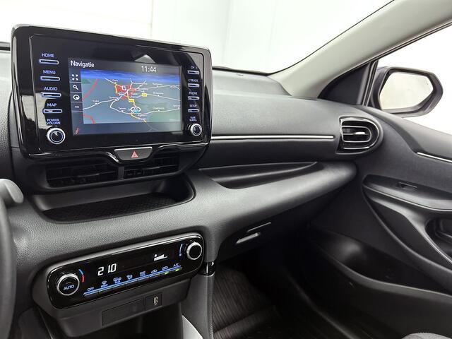 Toyota YARIS 1.5 Hybrid Dynamic | Dealer onderhouden | Navigatie | Apple CarPlay/Android auto | DAB | achteruitrijcamera | Cruise control Adaptive