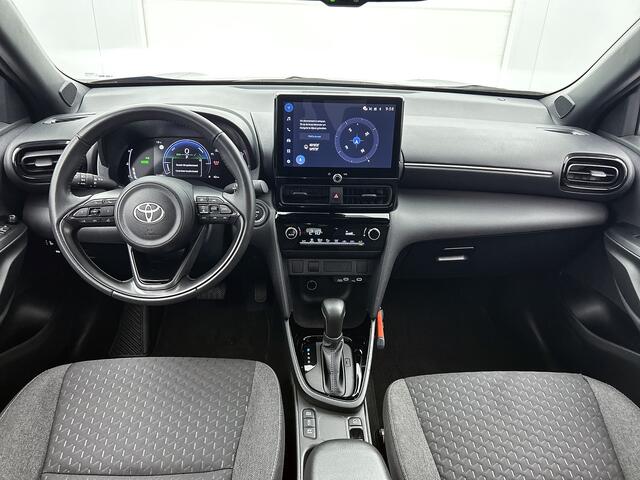 Toyota YARIS Cross 1.5 Hybrid 115 First Edition | BTW voertuig | Apple CarPlay/Android Auto | Cruise control Adaptive | Climate Control | Achteruitrijcamera |