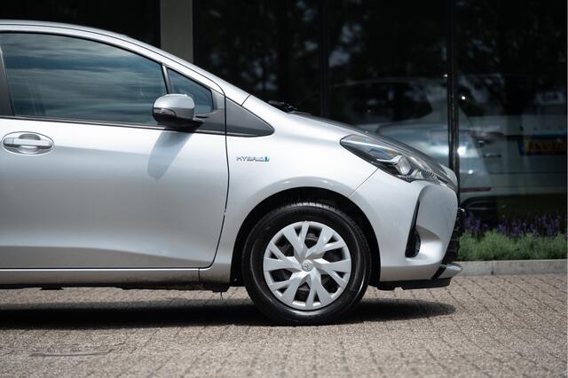 Toyota YARIS 1.5 Hybrid Active | Org. NL | Camera | Clima | Cruise | Bluetooth