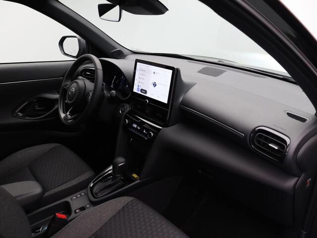 Toyota YARIS Cross 1.5 Hybrid 130 Dynamic | Stoelverwarming | Stuurwielverwarming | Apple Carplay & Android Auto |