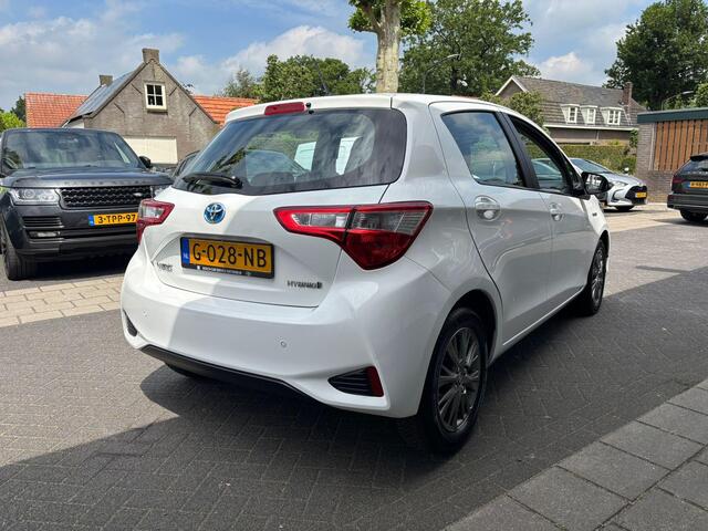 Toyota YARIS 1.5 Hybrid Active